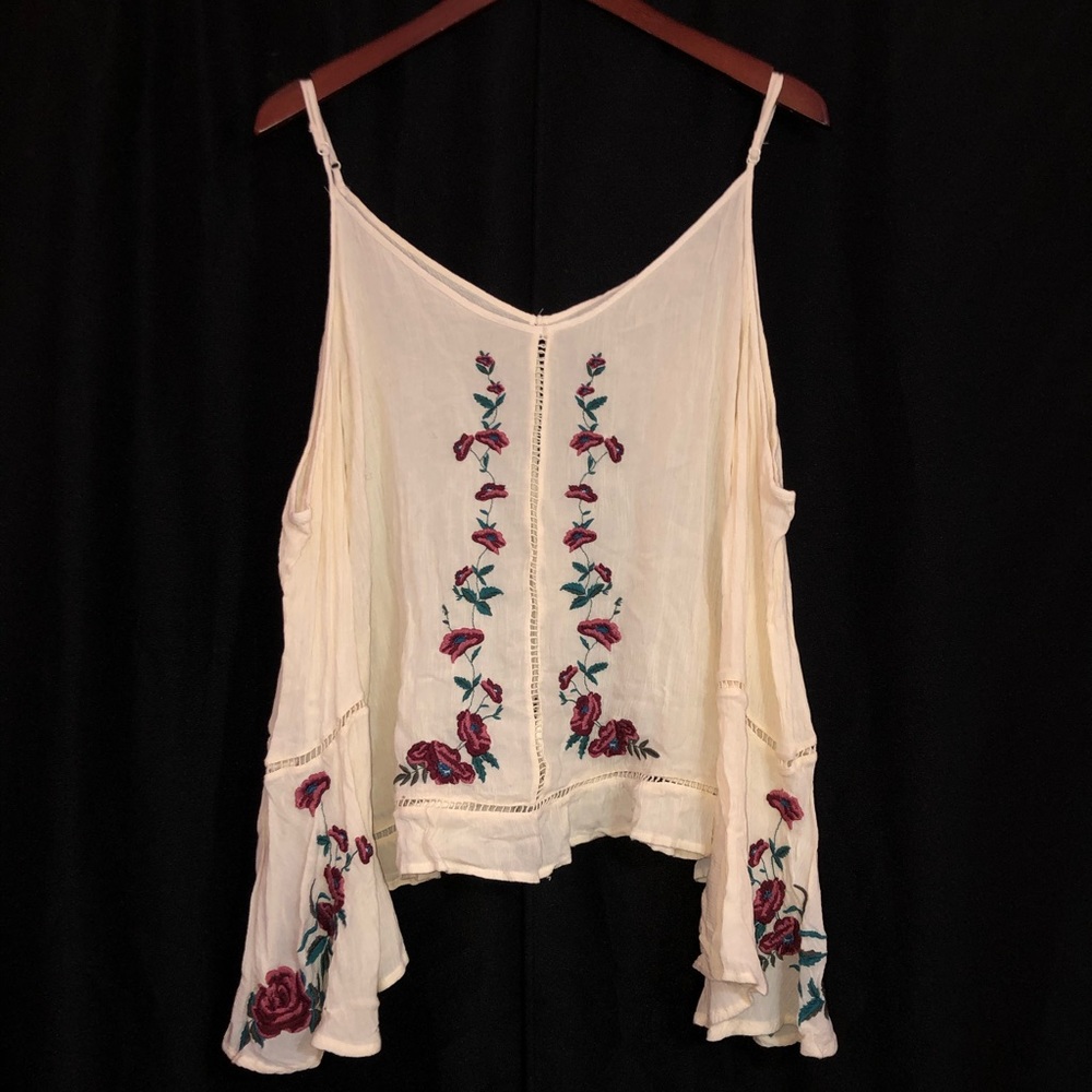 Floral Cold Shoulder Bell Sleeve AE Blouse